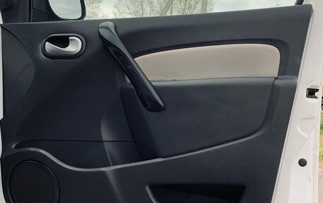 Renault Kangoo II рестайлинг, 2013 год, 990 000 рублей, 8 фотография