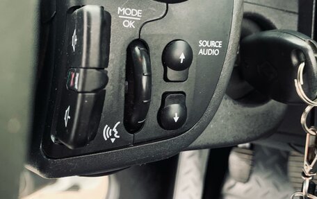 Renault Kangoo II рестайлинг, 2013 год, 990 000 рублей, 14 фотография