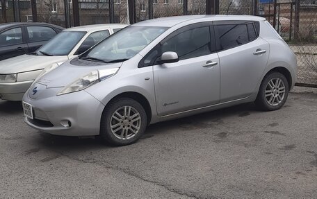 Nissan Leaf I, 2011 год, 595 000 рублей, 2 фотография