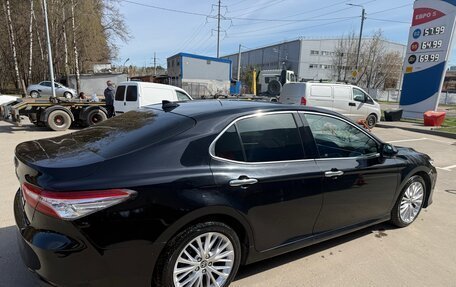 Toyota Camry, 2020 год, 3 300 000 рублей, 4 фотография