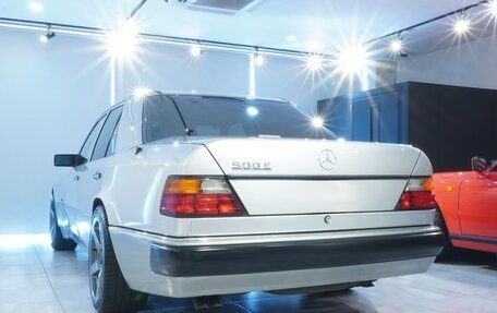 Mercedes-Benz W124, 1992 год, 10 800 000 рублей, 6 фотография