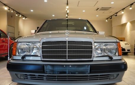 Mercedes-Benz W124, 1992 год, 10 800 000 рублей, 2 фотография