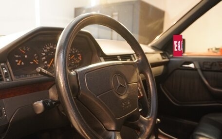 Mercedes-Benz W124, 1992 год, 10 800 000 рублей, 26 фотография