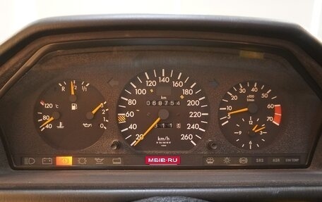 Mercedes-Benz W124, 1992 год, 10 800 000 рублей, 28 фотография