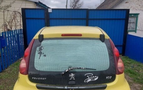 Peugeot 107 I рестайлинг, 2012 год, 530 000 рублей, 2 фотография