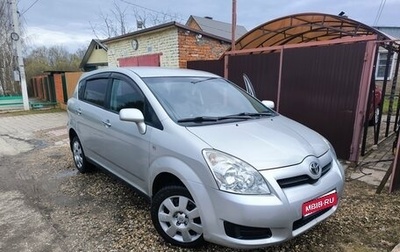 Toyota Corolla Verso I, 2008 год, 700 000 рублей, 1 фотография