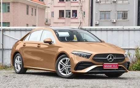 Mercedes-Benz A-Класс, 2025 год, 2 890 000 рублей, 1 фотография