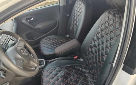 Volkswagen Polo VI (EU Market), 2011 год, 555 000 рублей, 16 фотография