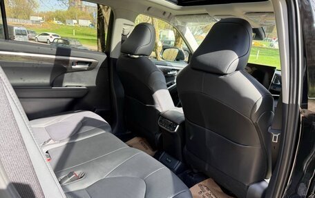 Toyota Highlander, 2026 год, 5 277 000 рублей, 15 фотография