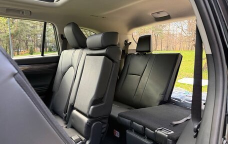 Toyota Highlander, 2026 год, 5 277 000 рублей, 24 фотография