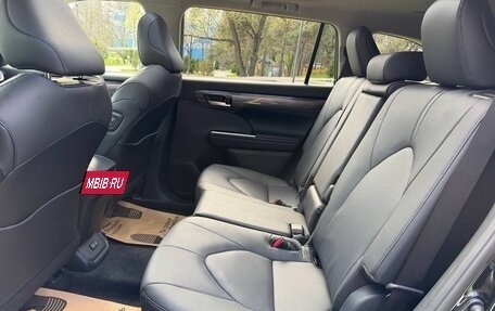 Toyota Highlander, 2026 год, 5 277 000 рублей, 25 фотография