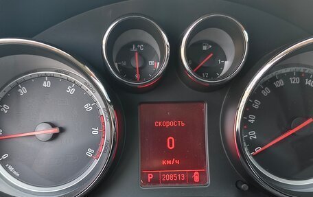 Opel Insignia II рестайлинг, 2010 год, 850 000 рублей, 11 фотография