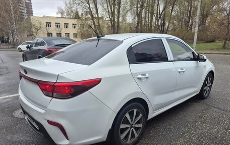 KIA Rio IV, 2017 год, 500 000 рублей, 10 фотография