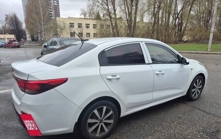 KIA Rio IV, 2017 год, 500 000 рублей, 9 фотография
