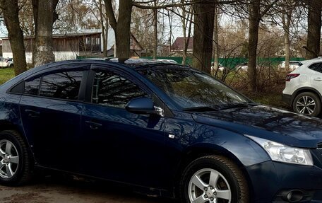 Chevrolet Cruze II, 2011 год, 610 000 рублей, 3 фотография
