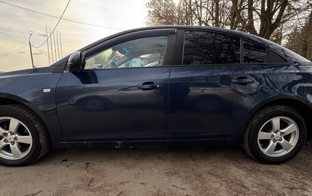 Chevrolet Cruze II, 2011 год, 610 000 рублей, 4 фотография