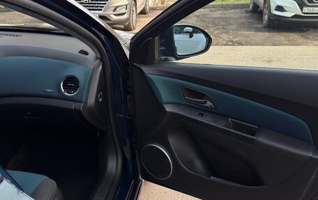 Chevrolet Cruze II, 2011 год, 610 000 рублей, 13 фотография