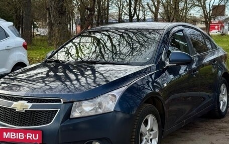 Chevrolet Cruze II, 2011 год, 610 000 рублей, 8 фотография