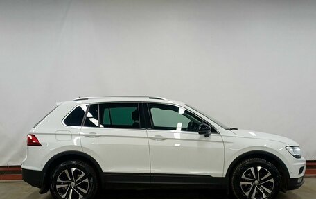 Volkswagen Tiguan II, 2019 год, 2 499 000 рублей, 4 фотография