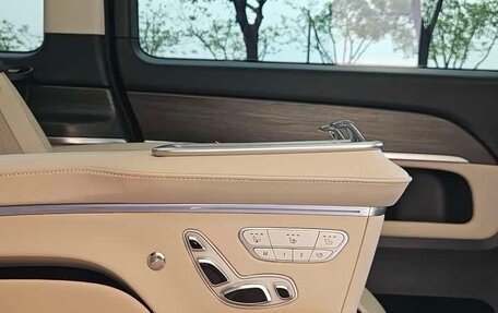 Mercedes-Benz V-Класс, 2024 год, 8 700 000 рублей, 15 фотография