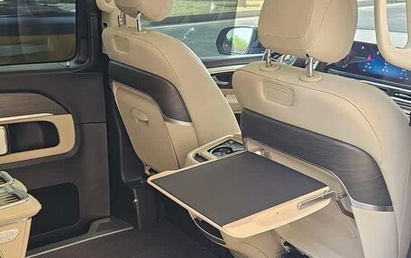 Mercedes-Benz V-Класс, 2024 год, 8 700 000 рублей, 17 фотография