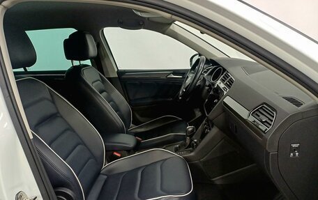 Volkswagen Tiguan II, 2019 год, 2 499 000 рублей, 24 фотография