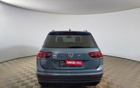 Volkswagen Tiguan II, 2019 год, 2 780 000 рублей, 7 фотография