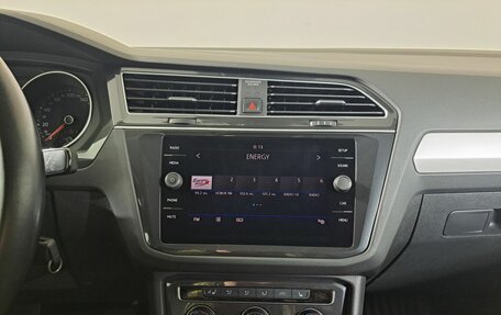 Volkswagen Tiguan II, 2019 год, 2 780 000 рублей, 18 фотография