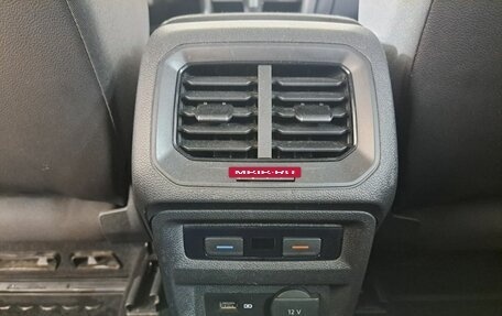 Volkswagen Tiguan II, 2019 год, 2 780 000 рублей, 23 фотография