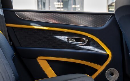 Bentley Bentayga I, 2026 год, 46 000 000 рублей, 39 фотография