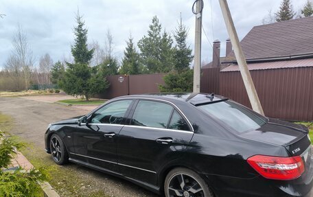 Mercedes-Benz E-Класс, 2012 год, 2 000 000 рублей, 1 фотография