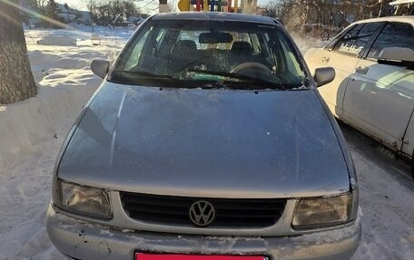 Volkswagen Polo III рестайлинг, 1998 год, 200 000 рублей, 1 фотография