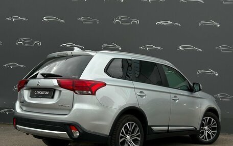 Mitsubishi Outlander III рестайлинг 3, 2018 год, 1 968 500 рублей, 2 фотография