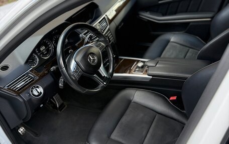 Mercedes-Benz E-Класс, 2012 год, 1 750 000 рублей, 6 фотография