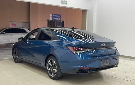 Hyundai Elantra, 2022 год, 1 570 000 рублей, 6 фотография