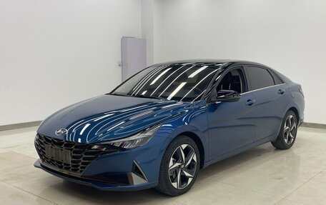 Hyundai Elantra, 2022 год, 1 570 000 рублей, 4 фотография