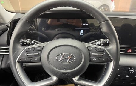 Hyundai Elantra, 2022 год, 1 570 000 рублей, 14 фотография