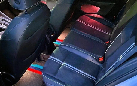 Volkswagen Golf VIII, 2022 год, 1 800 000 рублей, 11 фотография