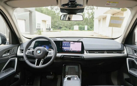 BMW X1, 2025 год, 5 990 000 рублей, 4 фотография