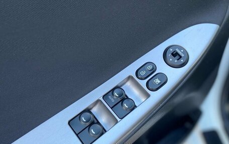 Hyundai Solaris II рестайлинг, 2016 год, 890 000 рублей, 13 фотография