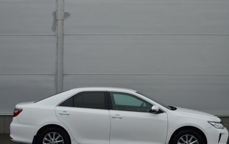 Toyota Camry, 2016 год, 1 950 000 рублей, 3 фотография