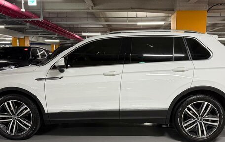 Volkswagen Tiguan II, 2023 год, 2 900 000 рублей, 3 фотография