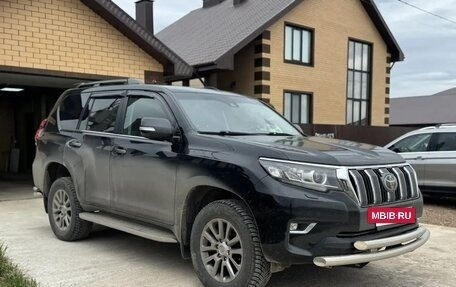 Toyota Land Cruiser Prado 150 рестайлинг 2, 2018 год, 4 800 000 рублей, 6 фотография