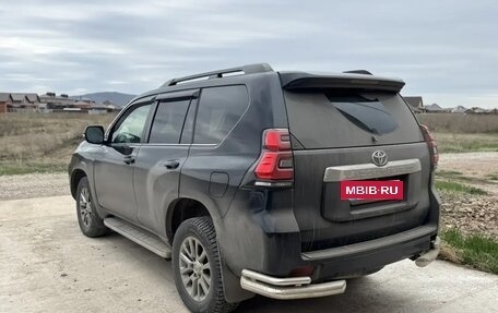 Toyota Land Cruiser Prado 150 рестайлинг 2, 2018 год, 4 800 000 рублей, 10 фотография