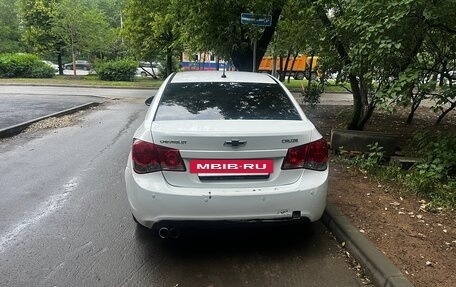 Chevrolet Cruze II, 2010 год, 380 000 рублей, 2 фотография