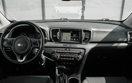 KIA Sportage IV рестайлинг, 2017 год, 1 700 000 рублей, 13 фотография