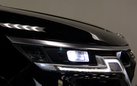 KIA Carnival, 2020 год, 3 550 000 рублей, 24 фотография