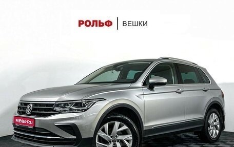 Volkswagen Tiguan II, 2021 год, 3 497 000 рублей, 1 фотография