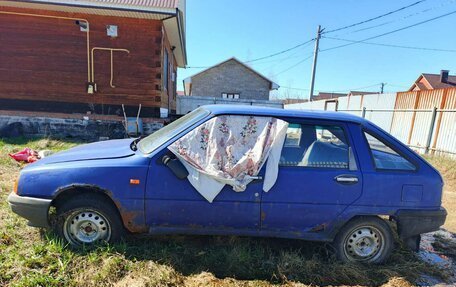 ИЖ 2126 «Ода», 2001 год, 35 000 рублей, 2 фотография