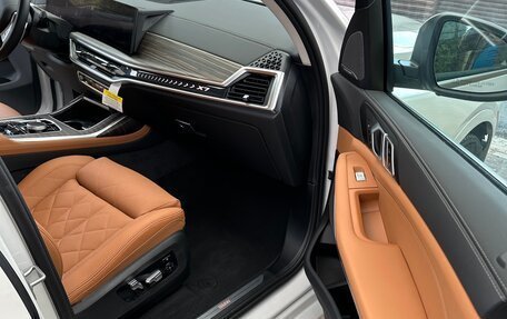 BMW X7, 2025 год, 16 250 000 рублей, 18 фотография